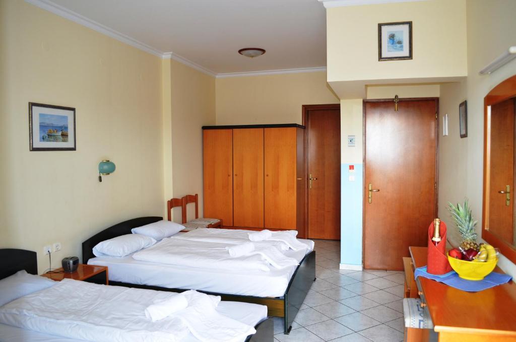 Hotel Europe Inn Paralía Exterior foto